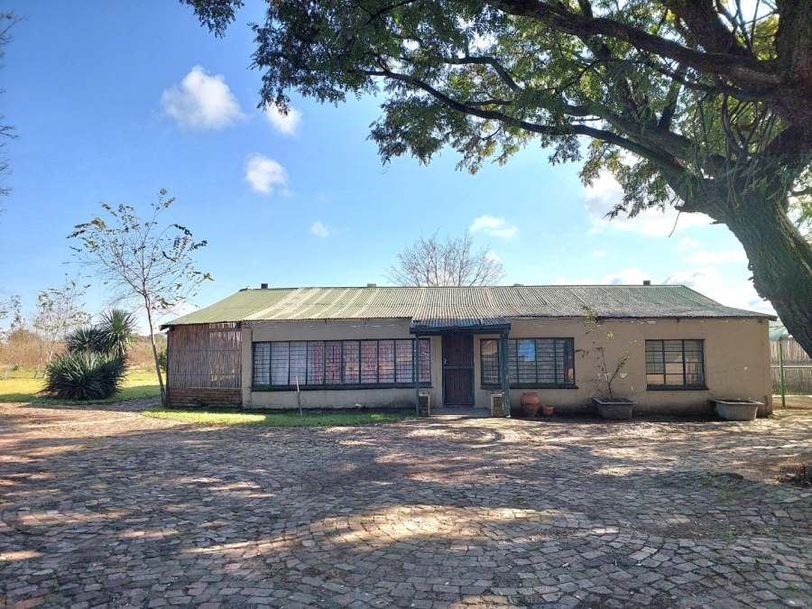 14 Bedroom Property for Sale in Krokodildrift A H North West